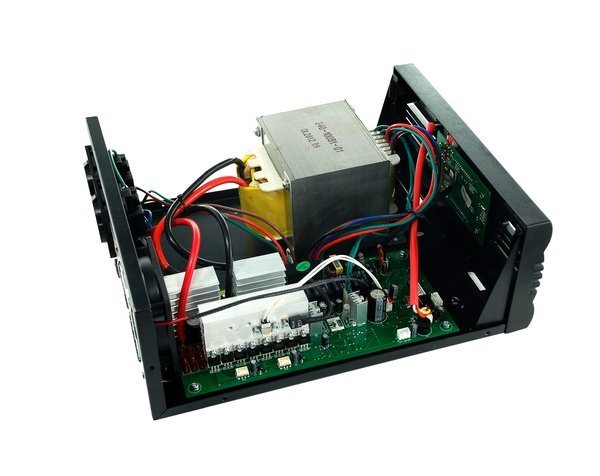 Поставка запасных частей